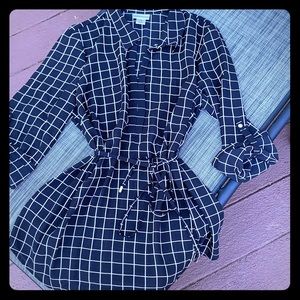 Motherhood maternity blouse: size medium